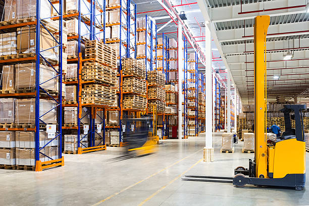 Maximizing Warehouse Efficiency with Shelving and Racking System